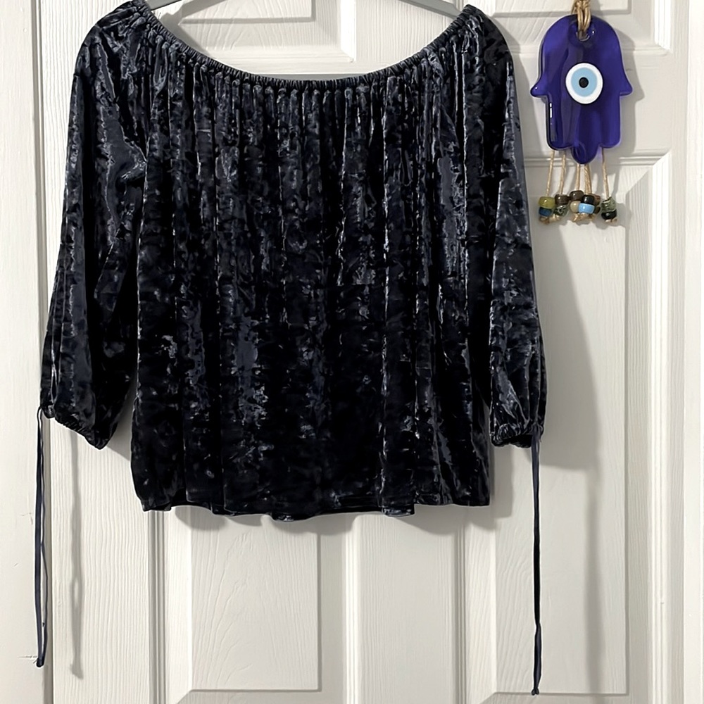 American Eagle Outfitters Beautiful Blue Velvet Top Size Medium EUC